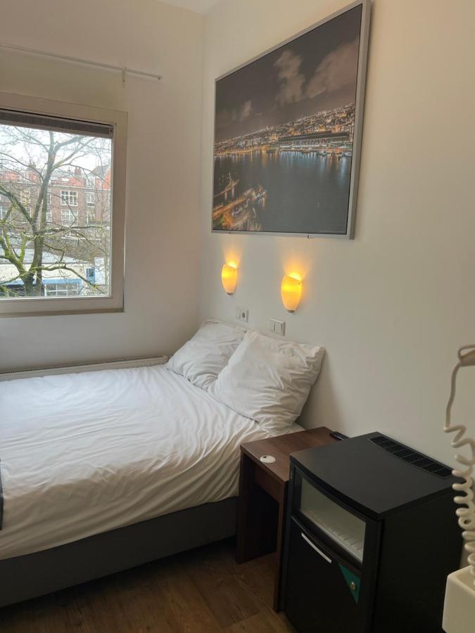 Max Hotel Amsterdam Exteriör bild