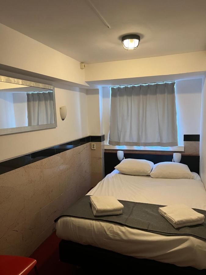 Max Hotel Amsterdam Exteriör bild